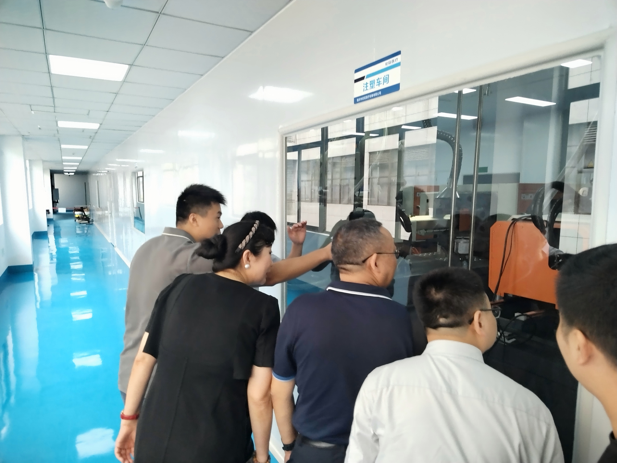 医工融合谱新篇 II 成都市第五人民医院专家团队莅临我司开展深度合作交流